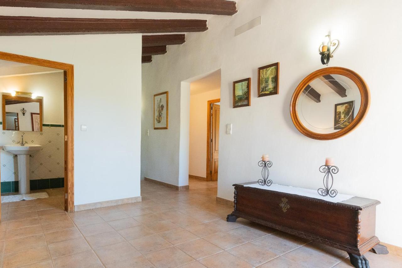 Murtera- Traditional Country Manor House For 9 People 5 Bedrooms And 4 Bathrooms Near Sant Llorenc Holiday home