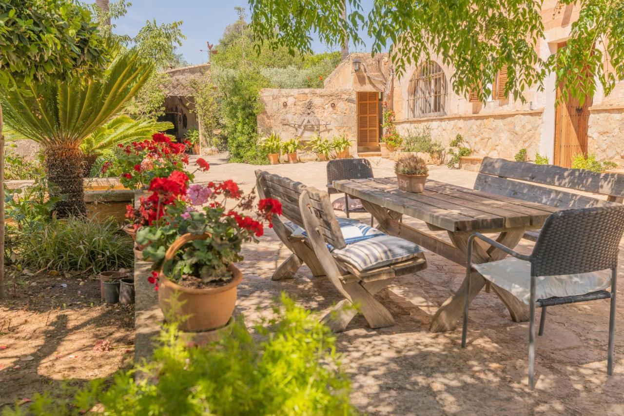 Murtera- Traditional Country Manor House For 9 People 5 Bedrooms And 4 Bathrooms Near Sant Llorenc Vakantiehuis Manacor (Mallorca)