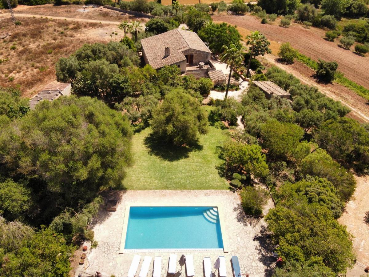 Murtera- Traditional Country Manor House For 9 People 5 Bedrooms And 4 Bathrooms Near Sant Llorenc Vakantiehuis *