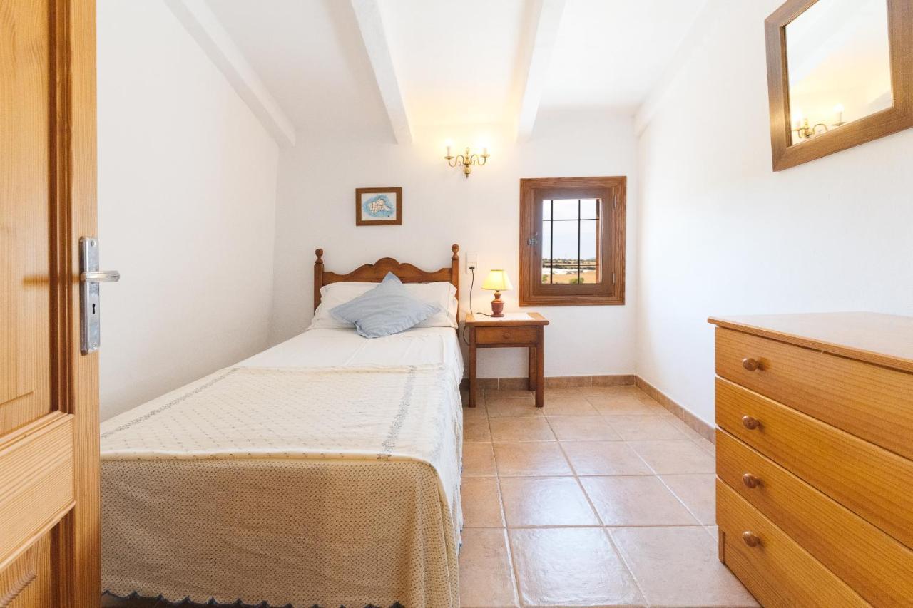 Murtera- Traditional Country Manor House For 9 People 5 Bedrooms And 4 Bathrooms Near Sant Llorenc *