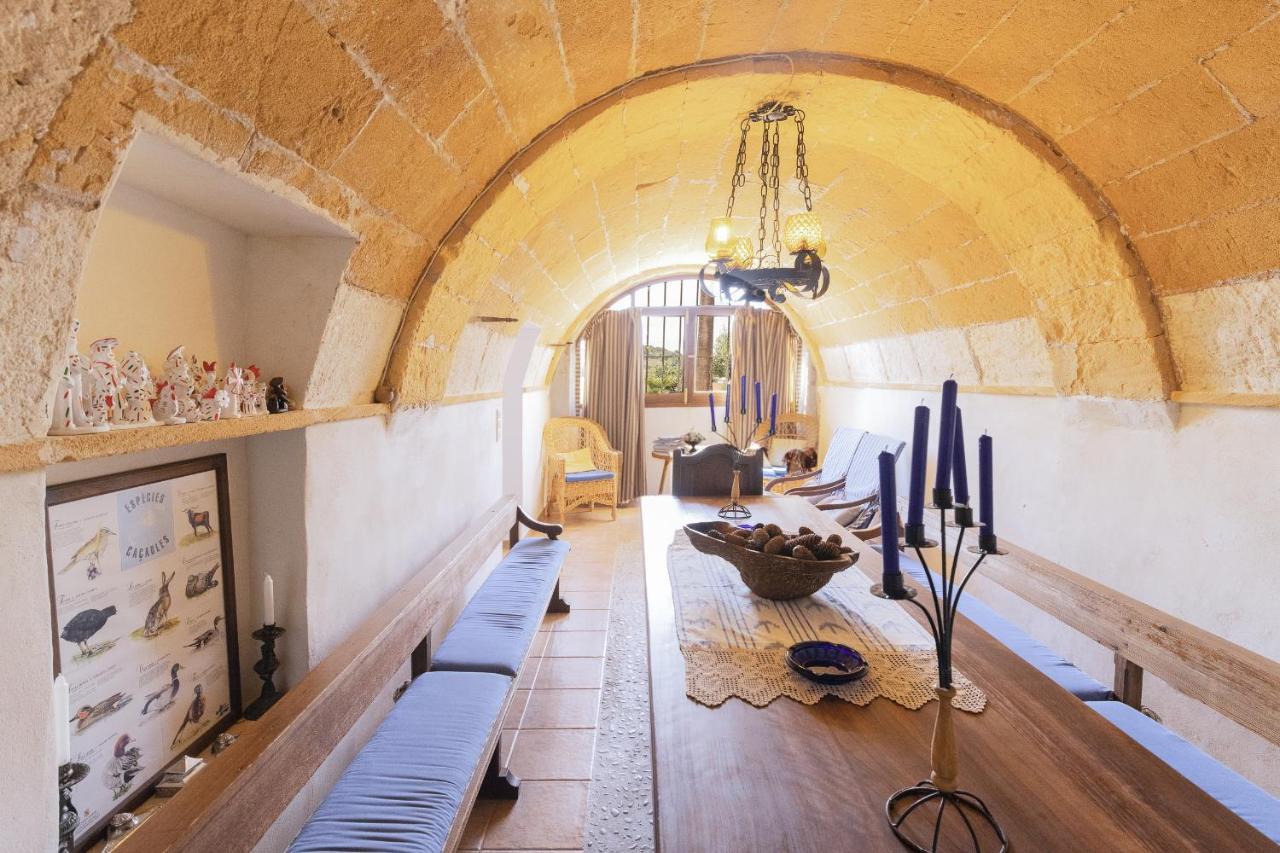 Vakantiehuis Murtera- Traditional Country Manor House For 9 People 5 Bedrooms And 4 Bathrooms Near Sant Llorenc Manacor (Mallorca)