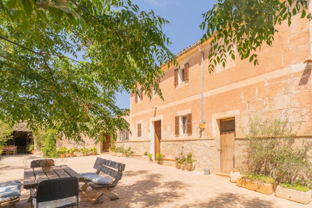 Vakantiehuis Murtera- Traditional Country Manor House For 9 People 5 Bedrooms And 4 Bathrooms Near Sant Llorenc Manacor (Mallorca)