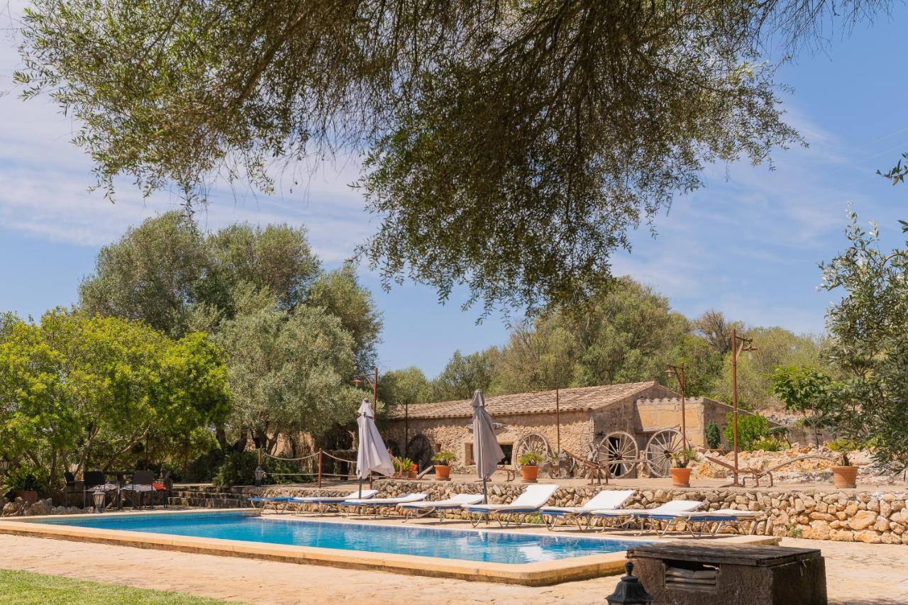 Vakantiehuis Murtera- Traditional Country Manor House For 9 People 5 Bedrooms And 4 Bathrooms Near Sant Llorenc *