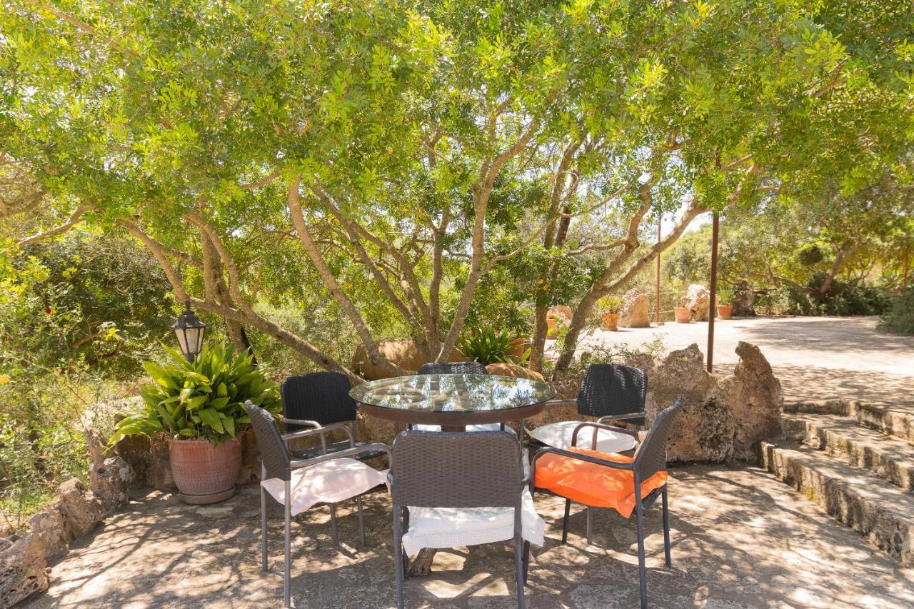 Murtera- Traditional Country Manor House For 9 People 5 Bedrooms And 4 Bathrooms Near Sant Llorenc Manacor (Mallorca)