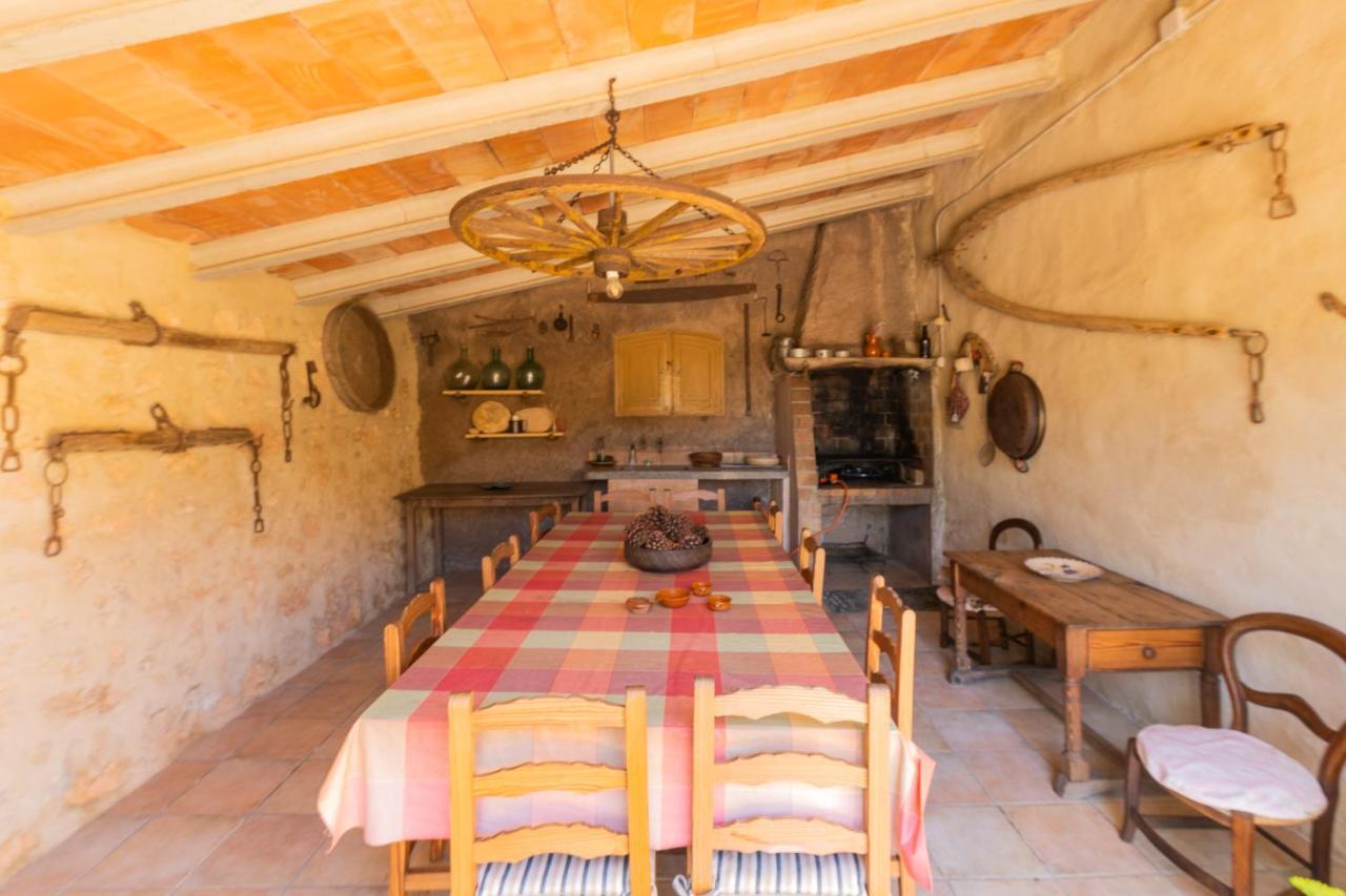 Murtera- Traditional Country Manor House For 9 People 5 Bedrooms And 4 Bathrooms Near Sant Llorenc Vakantiehuis