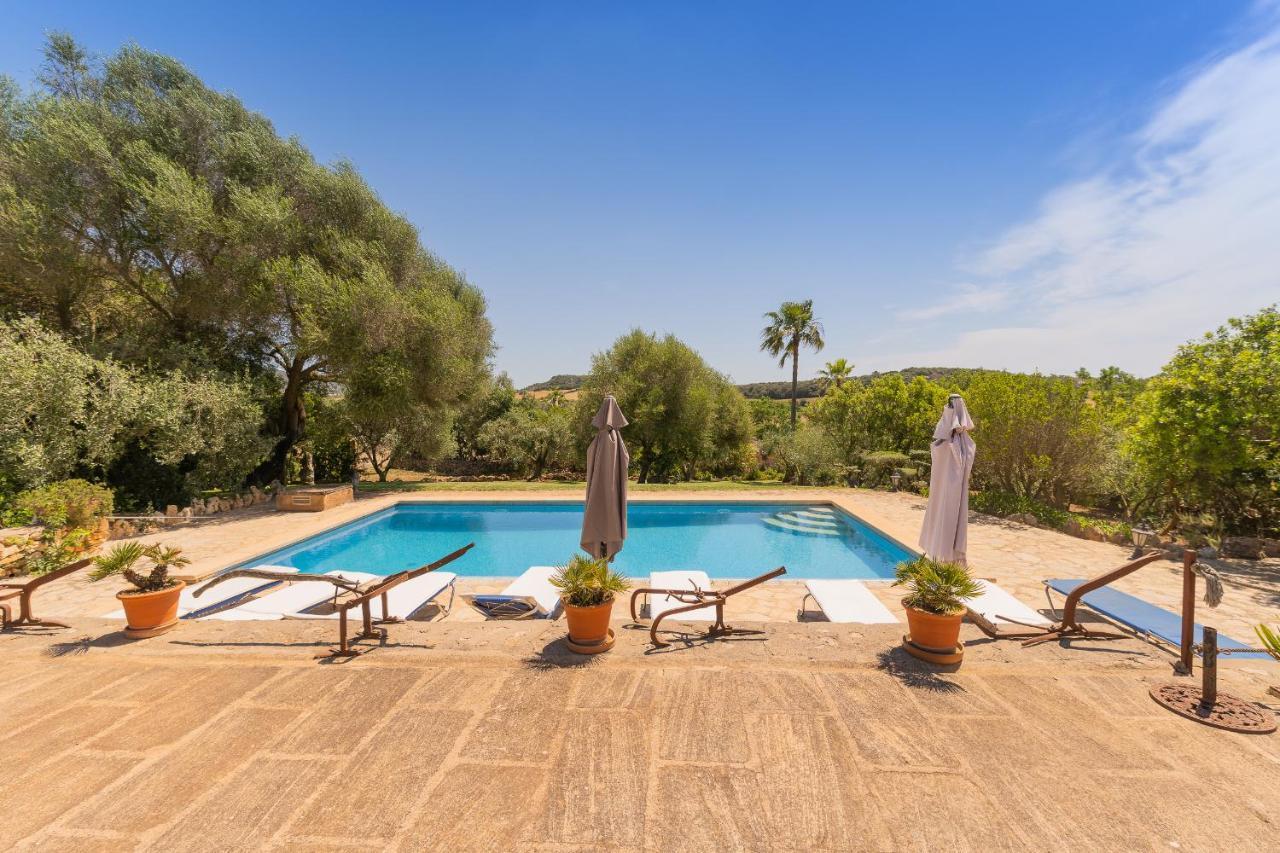 Murtera- Traditional Country Manor House For 9 People 5 Bedrooms And 4 Bathrooms Near Sant Llorenc Vakantiehuis *
